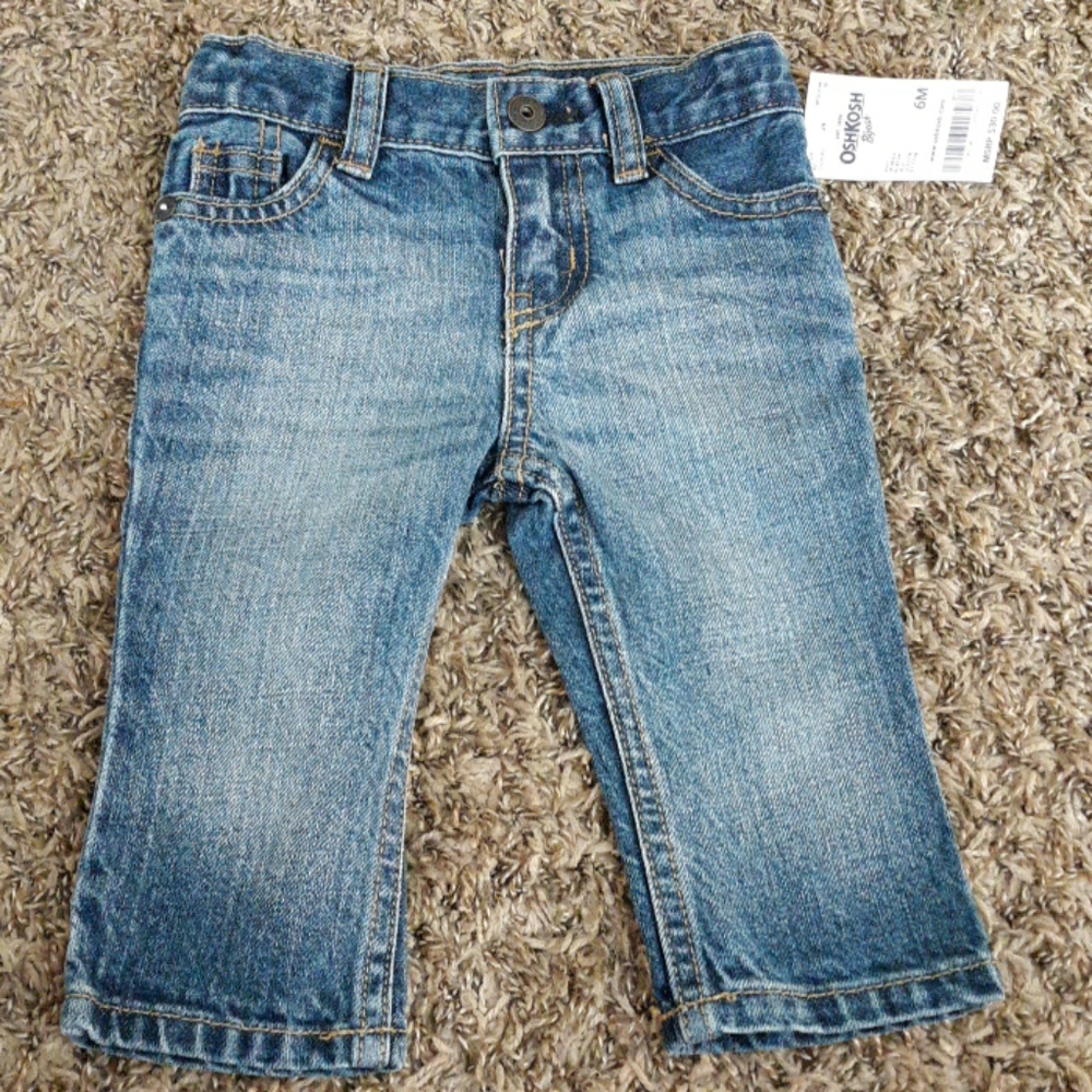#651 NWT Oshkosh B'gosh baby jeans. Size:6mo